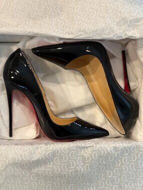 Christian Louboutin SO KATE 120mm Patent Leather Size 38 - NEW WITH BOX
